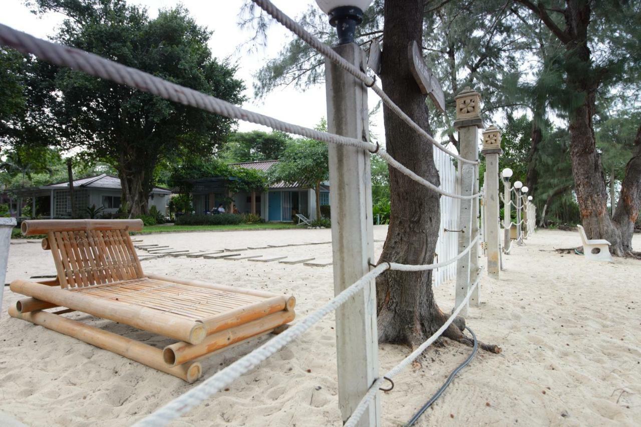 Baan Kratom Tong By The Sea Villa ชะอำ ภายนอก รูปภาพ
