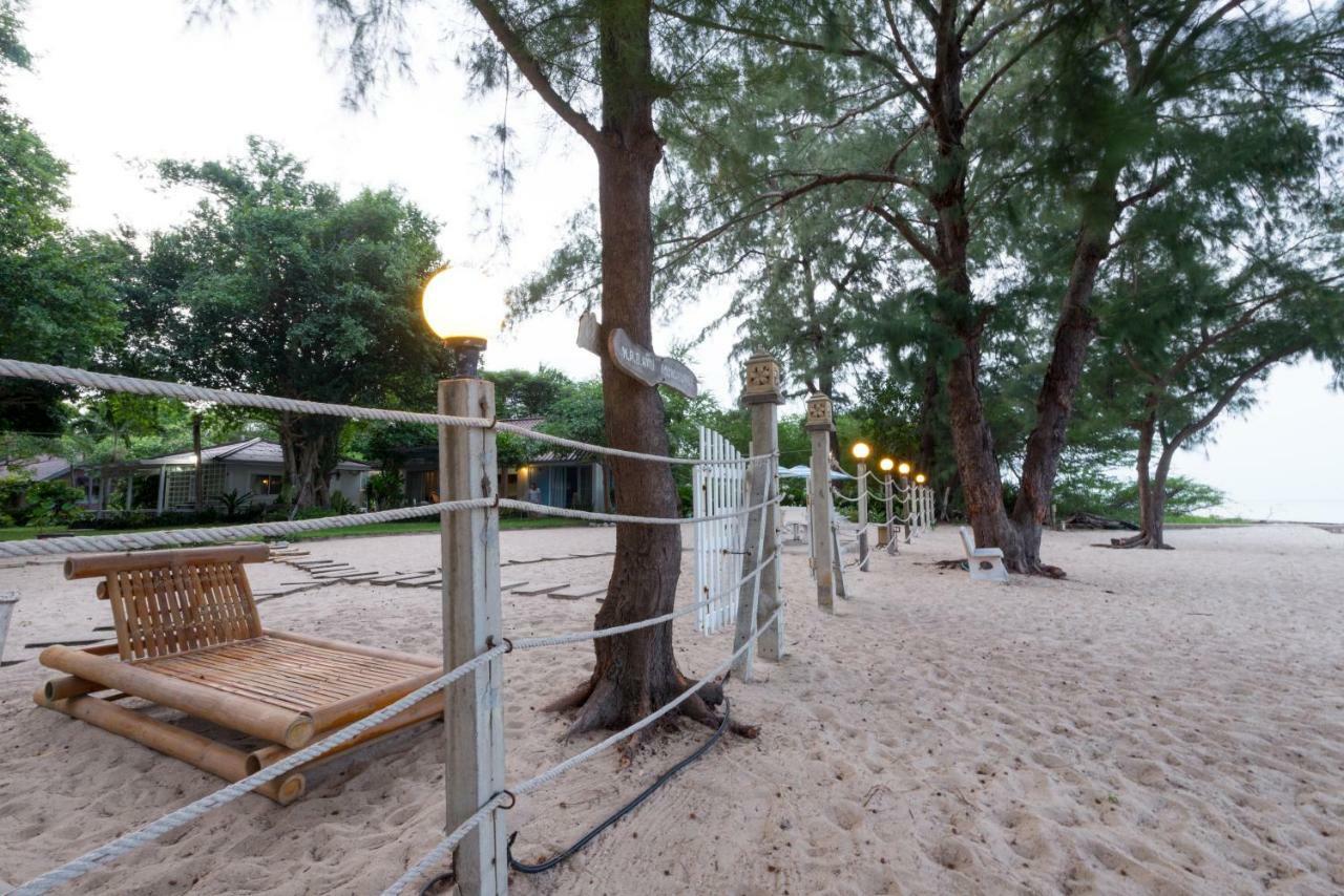 Baan Kratom Tong By The Sea Villa ชะอำ ภายนอก รูปภาพ